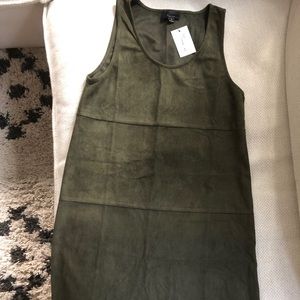 Lumiere women’s green dress sz small NWT